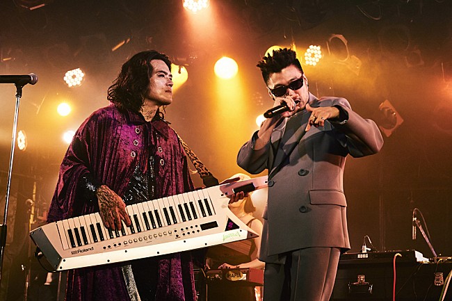 「＜ライブレポート＞高岩遼、35歳最後の日に届けた特別な“SPECTACULAR”ショー　初ビルボードライブ公演も発表」1枚目/15
