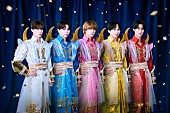 「M!LK、『LOVE ENG!NE』より「時空超えてユニバース」先行配信がスタート　新アーティスト写真も公開」1枚目/1