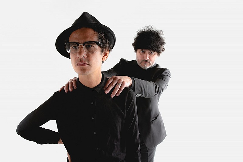 「マーズ・ヴォルタ、ライブ盤『ルクロ・スシオ：アンフィニッシュト・ビジネス』より2ndシングル公開」1枚目/2