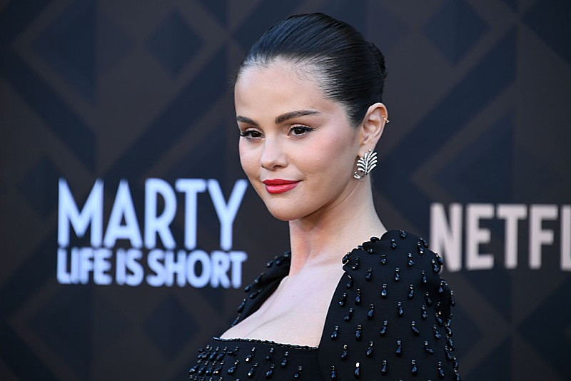 「セレーナ・ゴメス、ファンから“10年前の姿でいてほしい”と思われている？「昔の自分の姿を求められる」」1枚目/1