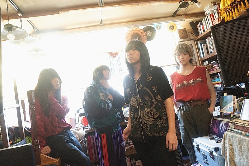 「ザ・シスターズハイ、新曲「祝電」MV公開 全国ツアーで彦田ジュン描き下ろし漫画を配布」1枚目/3