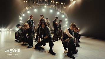 INIが【第20回アジア競技大会】応援ソング「BEYOND THE SKY」披露