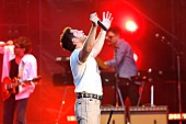 「ナイル・ホーラン、新ツアー初日に故リアム・ペインの声を流し追悼パフォーマンス」1枚目/1