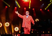 「エルトン・ジョン、英ロンドンのApple Music Hallのこけら落としでヒット曲満載の親密なパフォーマンス披露」1枚目/1