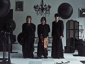 Dannie May「Dannie May、ニューAL『DECALAND』リリース決定」