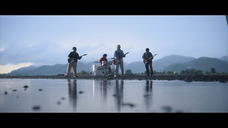 「『ねぐせ。「LOVE &amp; LIKE」Music Video』」3枚目/5