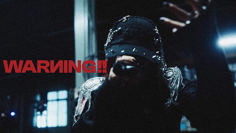 「CLAN QUEEN、アニメ『PSYREN -サイレン-』OPテーマ「WARNING!!」MV公開」1枚目/5