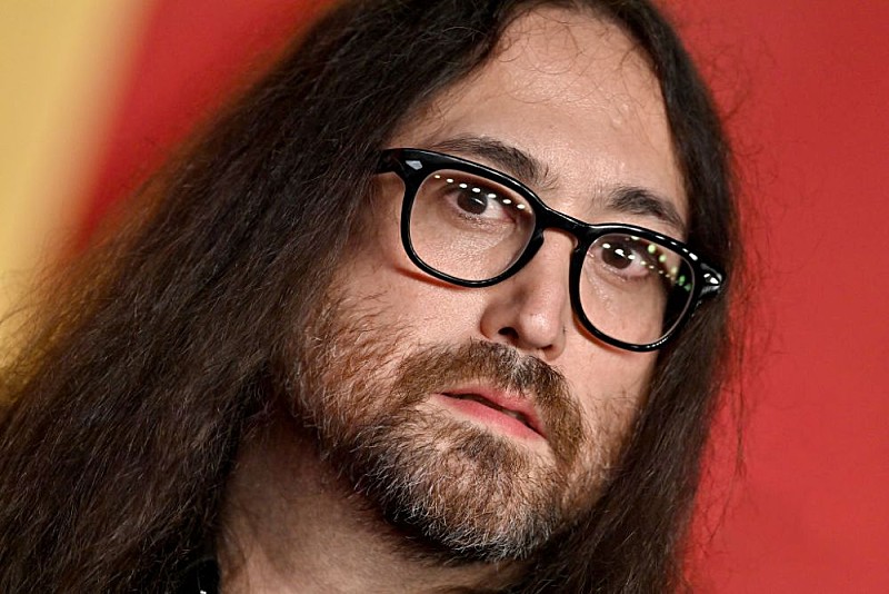 「ショーン・オノ・レノン、父ジョン・レノンが息子2人に遺した遺産の分け方を巡る憶測に答える」1枚目/1