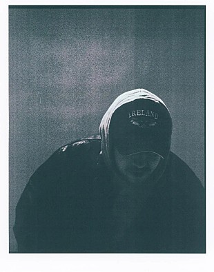 「元ブロックハンプトンのベアーフェイスことキーラン、新曲「RED 99」公開」