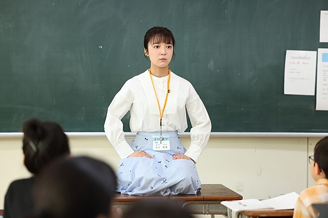「「いろはの恋は時代をかける」「いろは（上白石萌音）は生琉（向井康二）のために呼ばれたのかな」「ラブコメかと思ったら、意外と熱い教育ドラマになっている」」1枚目/1
