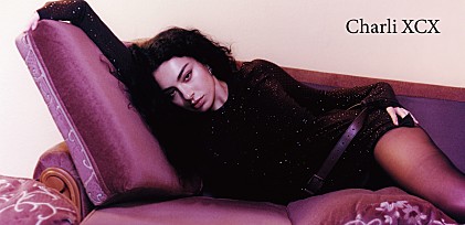 ＜コラム＞チャーリーXCX　【グラミー賞(R)】9部門に選出、止まらない“ブラッド・シーズン”を巻き起こす彼女に注目