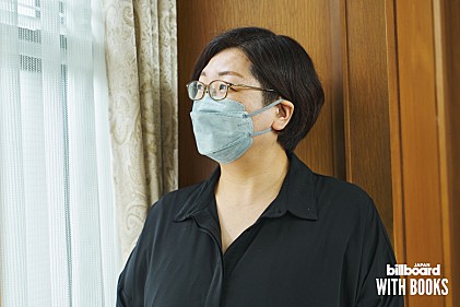 ＜インタビュー＞「恋しい」は、そばにいない人を思うときに生まれる――一穂ミチが語る『たぶん、恋しい』で描かれる名前のない感情【WITH BOOKS】